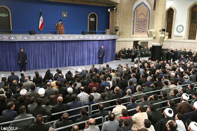 رهبر انقلاب اسلامی:آمریکا هرگز با تهدید به جایی نخواهد رسید