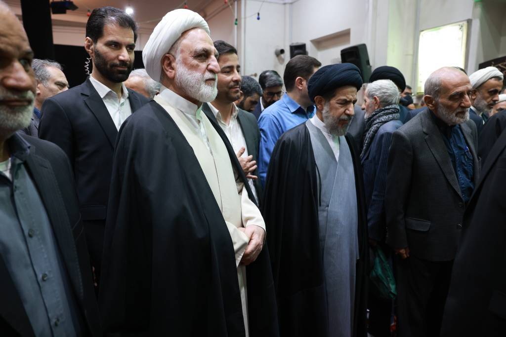 حجت‌الاسلام نیری یکی از چهره‌های گمنام قوه قضاییه و مورد اعتماد امامین انقلاب بود