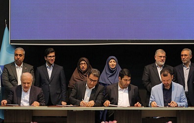تفاهم‌نامه جایگزینی ۲۰ هزار موتورسیکلت بنزینی با برقی امضا شد