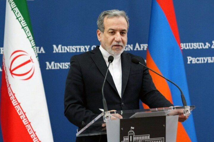 عراقچی: پرونده مذاکرات غیرمستقیم همچنان باز است