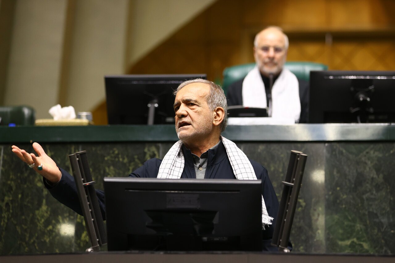 دشمن نمی تواند با کشتن و ترور کردن ملت ایران را از صحنه خارج کند