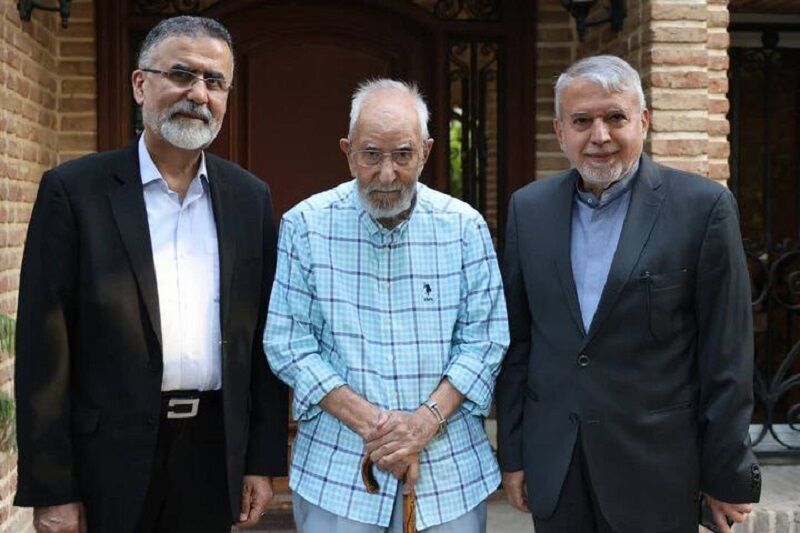 وزیر میراث فرهنگی به دیدار محمدعلی موحد رفت