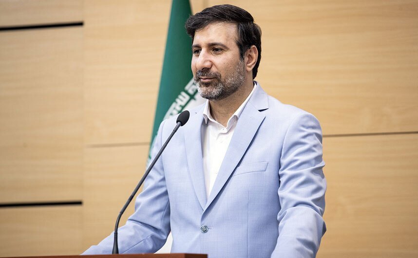 طحان نظیف: پرداخت فوق‌العاده خاص به کارکنان دولت در شورای نگهبان تأیید شد