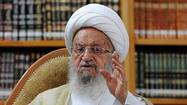 آیتالله مکارم شیرازی: تهدیدکننده رهبری و مرجعیت حکم محارب دارد
