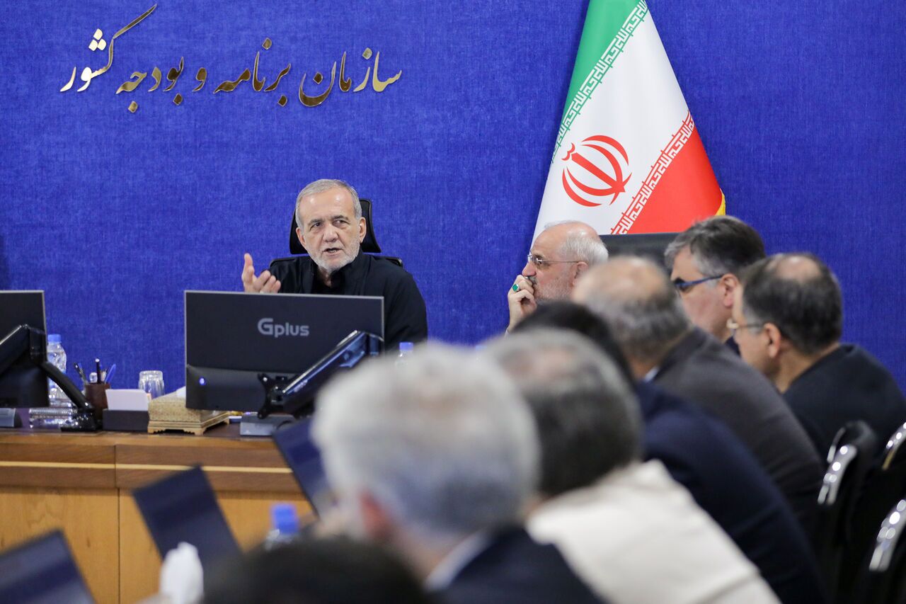 بودجه طوری تدوین شود که حمایت بیشتری از اقشار محروم صورت پذیرد