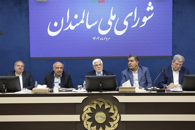 نباید سالمندان برای تأمین حداقل‌های مورد نیاز خود با بحران روبرو شوند