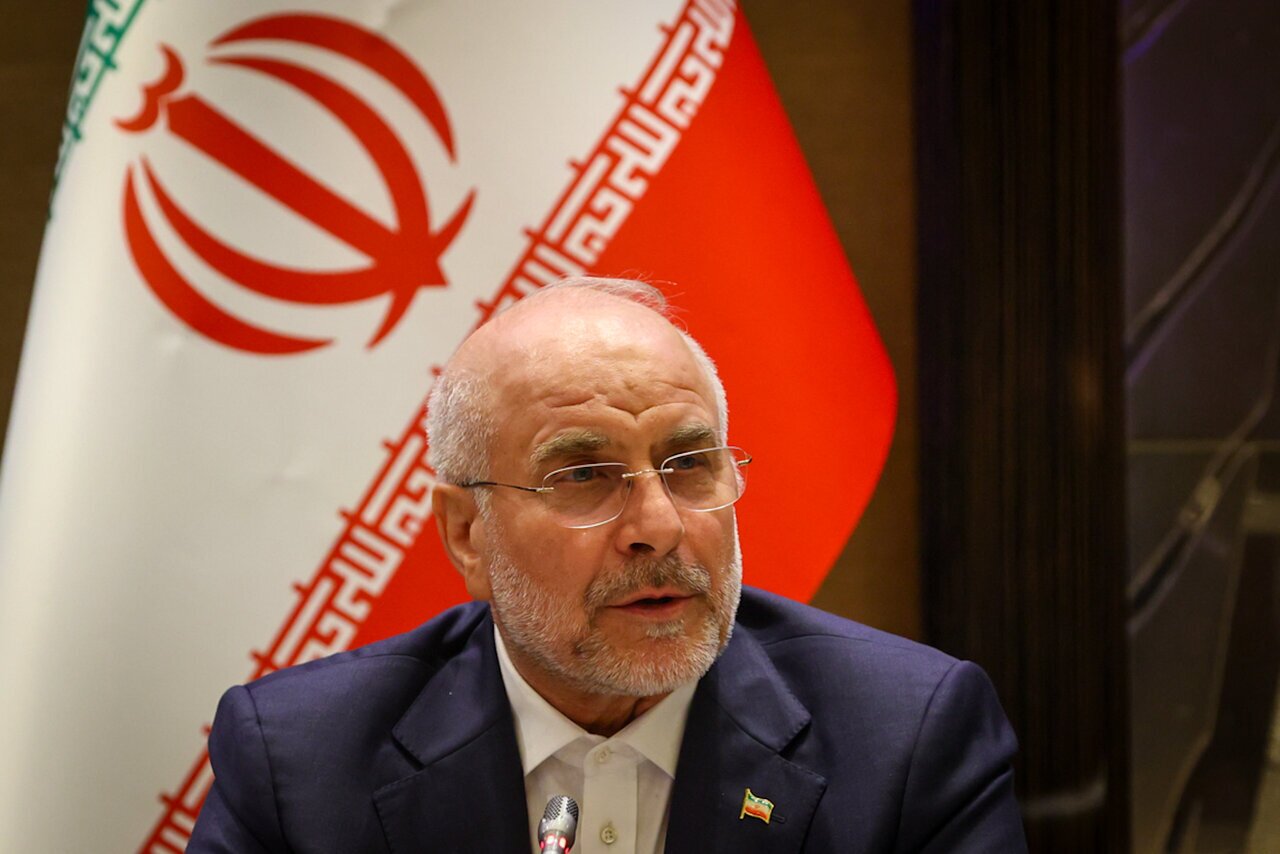 ایرانیان دلخوری و گلایه‌مندی را برای عزت و حفظ یکپارچگی ایران کنار گذاشتند