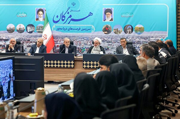 پزشکیان:سرمایه واقعی هر ملت در ذهن توانمند نسل جوان آن نهفته است
