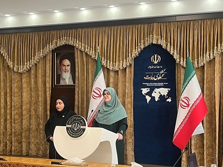 دشمن در تلاش است تا بعد از جنگ نظامی از لحاظ اقتصادی به ما آسیب بزند