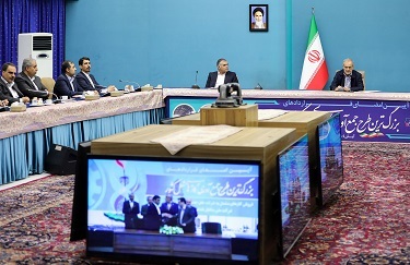 پزشکیان:نباید بگذاریم مشعل‌ها به صورت روزانه و در مقابل چشم ما سرمایه‌های ملی را بسوزانند