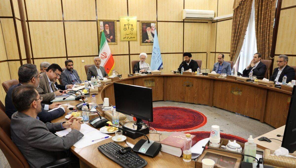 اسامی افرادی که اقدام به صادرات کرده، اما ارز حاصل از آن را به کشور بازنگرداندهاند، اعلام شود اسامی افرادی که اقدام به صادرات کرده، اما ارز حاصل از آن را به کشور بازنگرداندهاند، اعلام شود