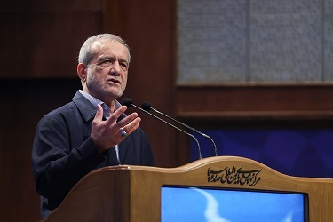 پزشکیان:پرستاران خط مقدم مبارزه با بیماریها و حفظ سلامت جامعه هستند پزشکیان:پرستاران خط مقدم مبارزه با بیماریها و حفظ سلامت جامعه هستند