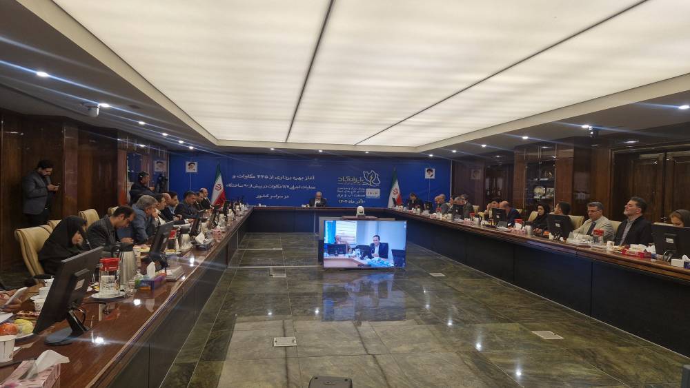 افتتاح و آغاز عملیات اجرایی ۶۲۲ مگاوات نیروگاه خورشیدی/ ظرفیت تجدیدپذیر ایران از مرز ۳۱۰۰ مگاوات عبور کرد