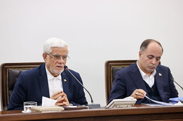 عارف: منابع حاصل از اصلاح ساختاری در کالابرگ مردم هزینه می‌شود